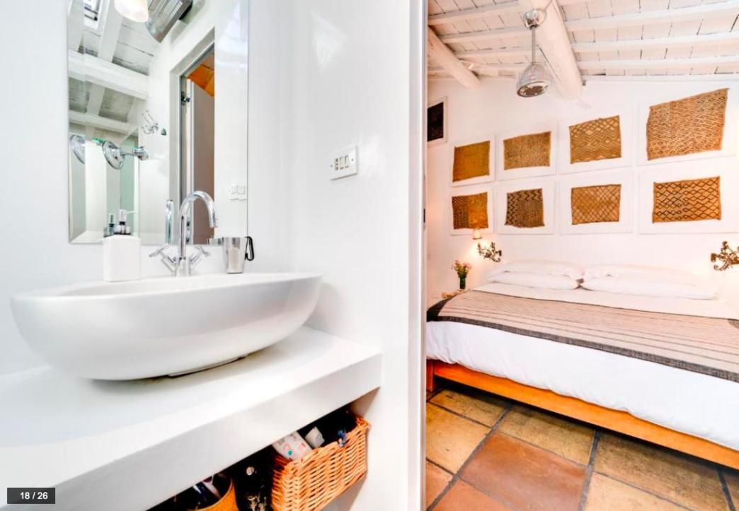 Apartment Luxury Art In Trastevere With Terrace Rome