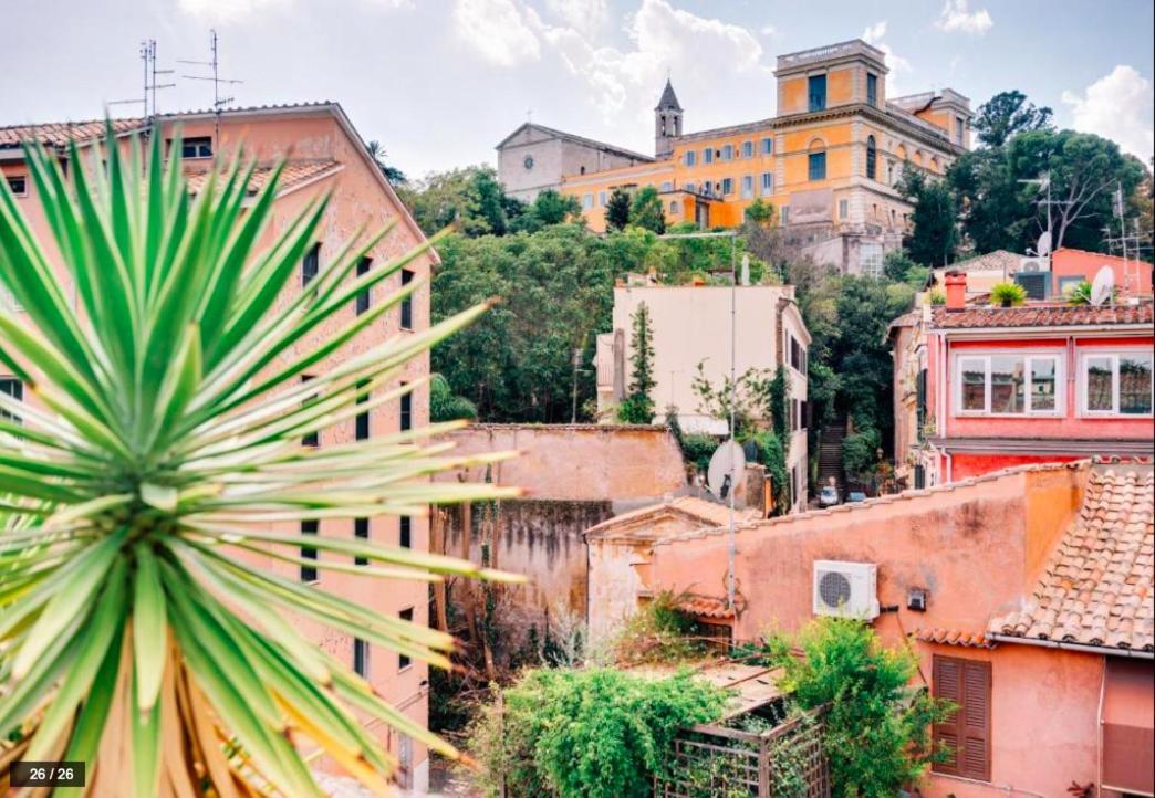 Luxury Art In Trastevere With Terrace Rome