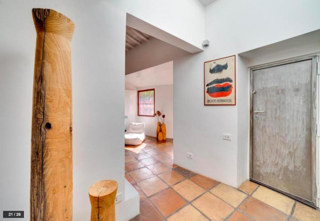 Luxury Art In Trastevere With Terrace Apartment